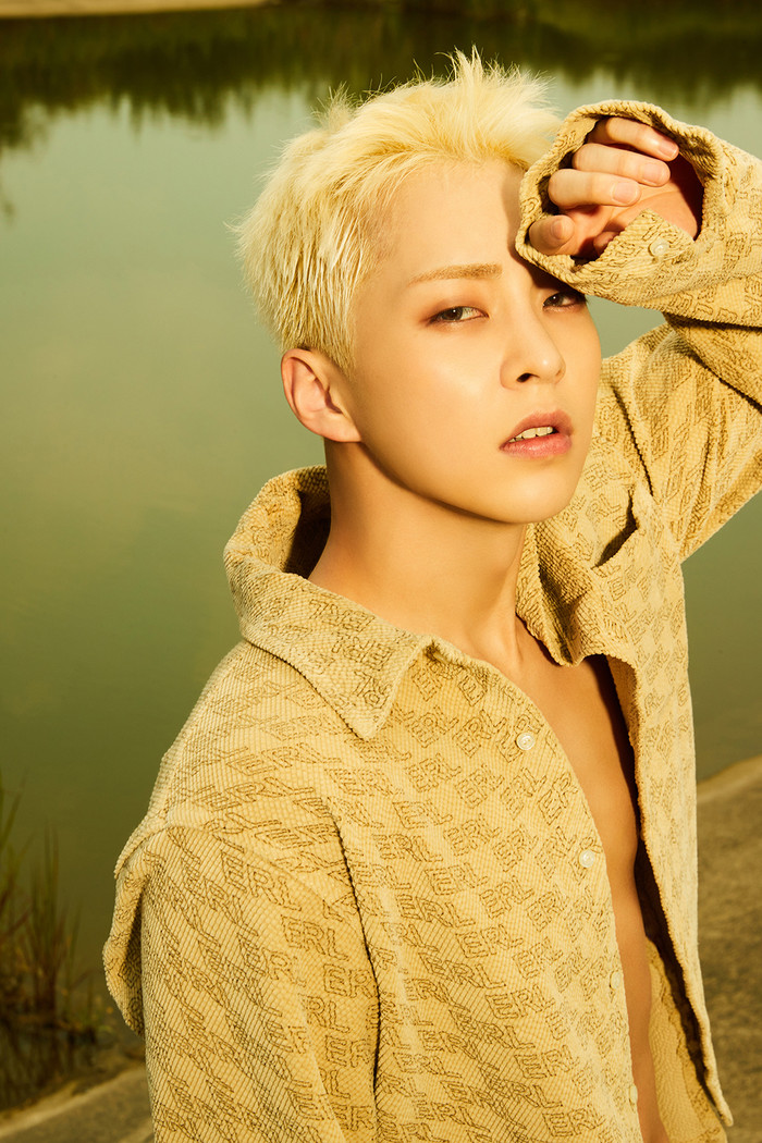 Xiumin (EXO).