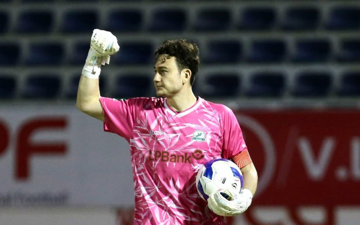 Kinh ngạc với thủ môn Đặng Văn Lâm Ảnh 2