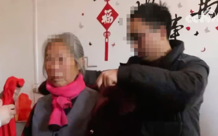 Tranh cãi gia đình, người đàn ông phát hiện bí mật về chị ruột được chôn vùi suốt 34 năm Ảnh 2