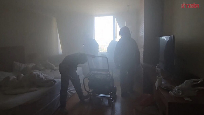 Vừa xong đám cưới, cô dâu chú rể hoảng hốt bỏ chạy khỏi phòng khách sạn Ảnh 1