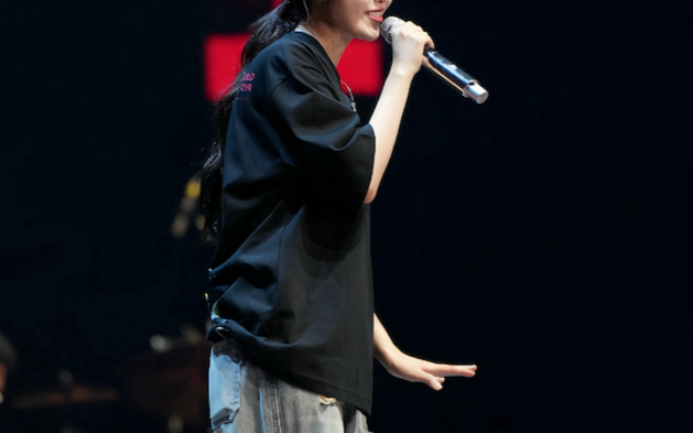 Nữ ca sĩ kiếm được hơn 500 tỷ đồng vào năm ngoái: Danh tính chẳng xa lạ Ảnh 2