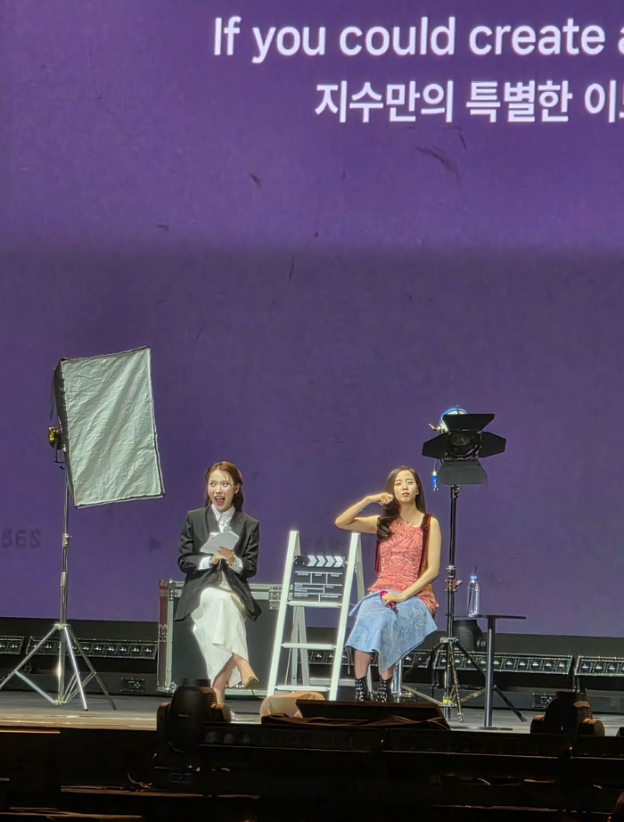 Showbiz 24h: Hình ảnh Khánh Vy khi làm MC trong fanmeeting của Jisoo diễn ra tại Hà Nội trong tối 30/3 vừa qua. Ảnh: FBNV