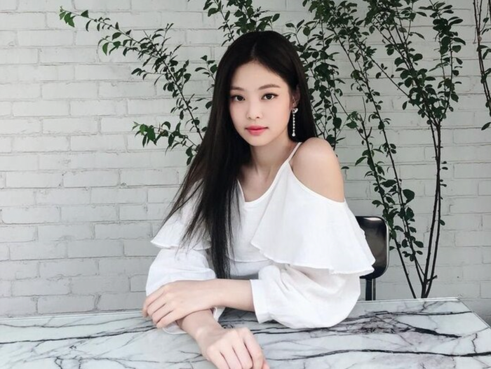Thuở mới debut, Jennie theo đuổi phong cách girl crush.
