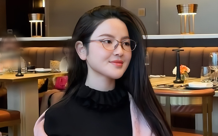 Vợ Quang Hải lộ diện sau ồn ào, vẻ mộc mạc bên cạnh quý tử gây chú ý Ảnh 2