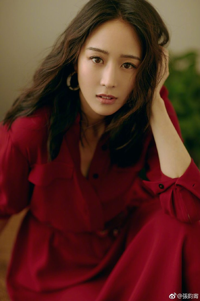 Trương Quân Ninh được coi là một trong những người đẹp trí tuệ nhất của làng giải trí Hoa ngữ (Ảnh: Weibo).