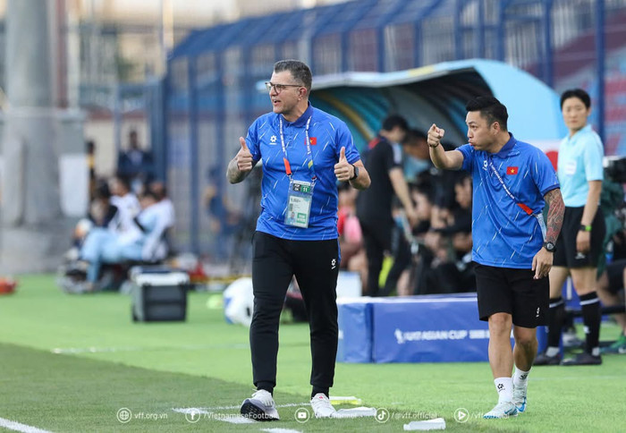 HLV Cristiano Roland đã có hành trình ấn tượng khi dẫn dắt U17 Việt Nam ở U17 châu Á 2025. Ảnh: VFF