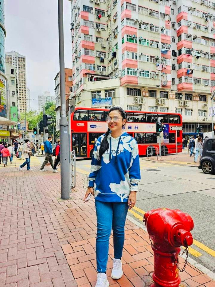 Việt Trinh trong một chuyến du lịch tại Hong Kong. (Ảnh FBNV)