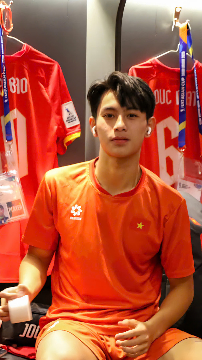 Theo Transfermarkt, Trần Gia Bảo đứng trong Top 20 cầu thủ U17 đắt giá nhất châu Á với định giá 50.000 euro, ngang tầm các tài năng trẻ đến từ Indonesia và Úc như Isfandyar Abdillah hay Lawrence Wong. Với đà tiến bộ nhanh, bản lĩnh thi đấu và kinh nghiệm thực chiến tại giải đấu cao nhất Việt Nam, Gia Bảo được kỳ vọng là trụ cột tương lai của U20, U23 và đội tuyển quốc gia.