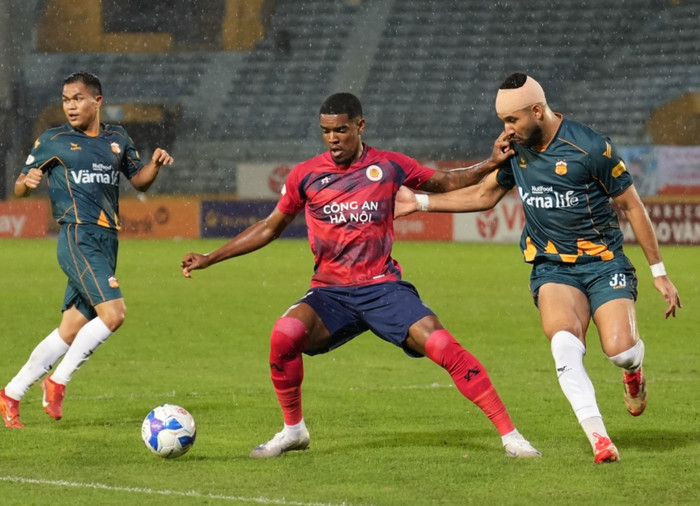 Alan đã ghi 9 bàn. Ảnh: CLB CAHN