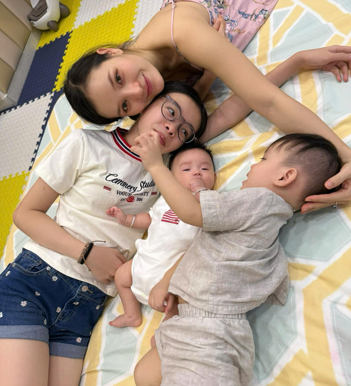 Showbiz 24h: Phương Trinh Jolie cho biết 88 cây vàng không chỉ nguyên mà còn lãi thêm 2 'cục vàng' là bé Tyga và Loka. Ảnh: FBNV