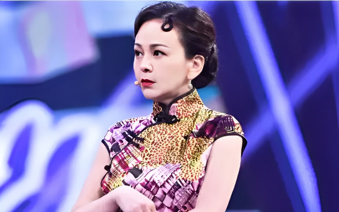 Sắc vóc của nữ diễn viên mặc váy cưới ở tuổi 55 gây sốt Ảnh 2