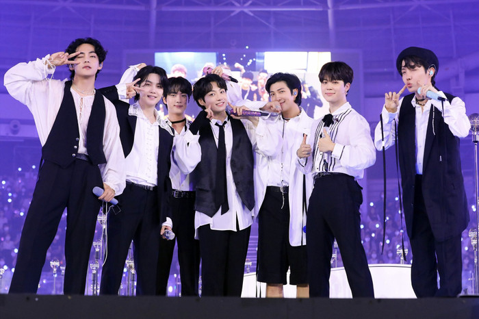HYBE sụt giảm doanh thu vì BTS nhập ngũ Ảnh 2