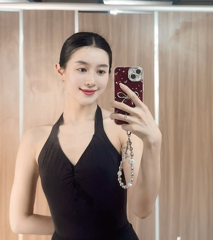 Nhan sắc xinh đẹp của bạn đời Vũ Cát Tường. (Ảnh: IGNV)