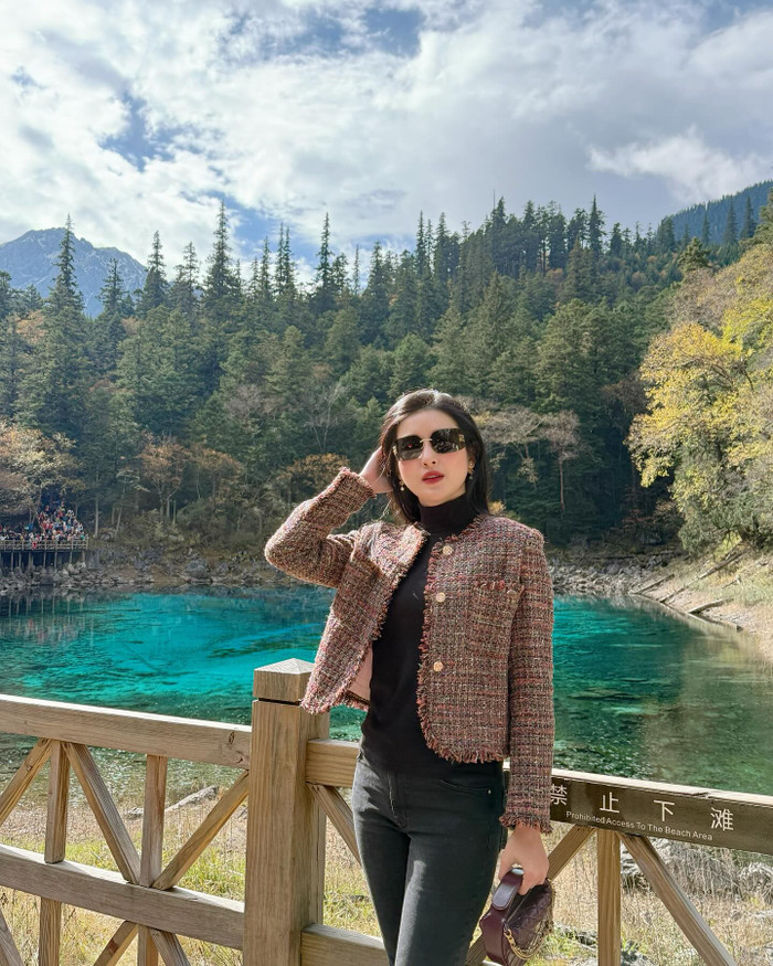 Á hậu Huyền My thường cập nhật những khoảnh khắc đi làm hoặc tận hưởng cuộc sống độc thân ở trên mạng xã hội. Ảnh: FBNV