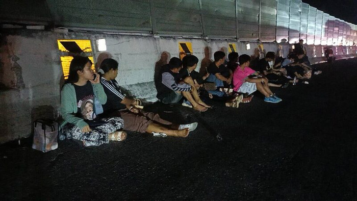 Xe buýt hỏng phanh đâm thẳng vào xe bán tải, 7 người thiệt mạng và 39 người bị thương Ảnh 3