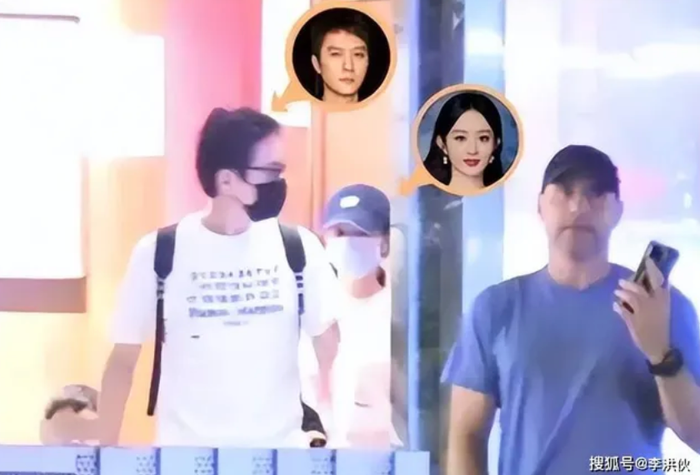 Phùng Thiệu Phong và Triệu Lệ Dĩnh từng được bắt gặp đưa con trai Tưởng Tưởng đi chơi ở chốn đông người. Ảnh: Sưu tầm
