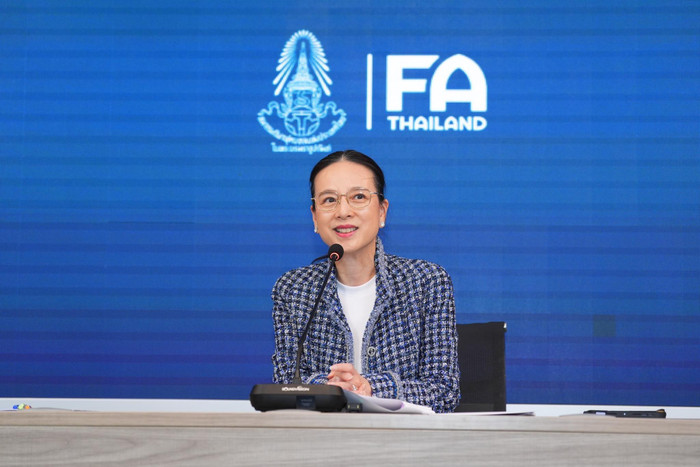 Madam Pang trong buổi họp báo diễn ra vào chiều 23/4. Ảnh: FBNV