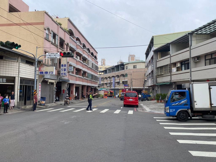 Đường ống gas phát nổ khiến 8 người nhập viện, hiện trường hoảng loạn Ảnh 3