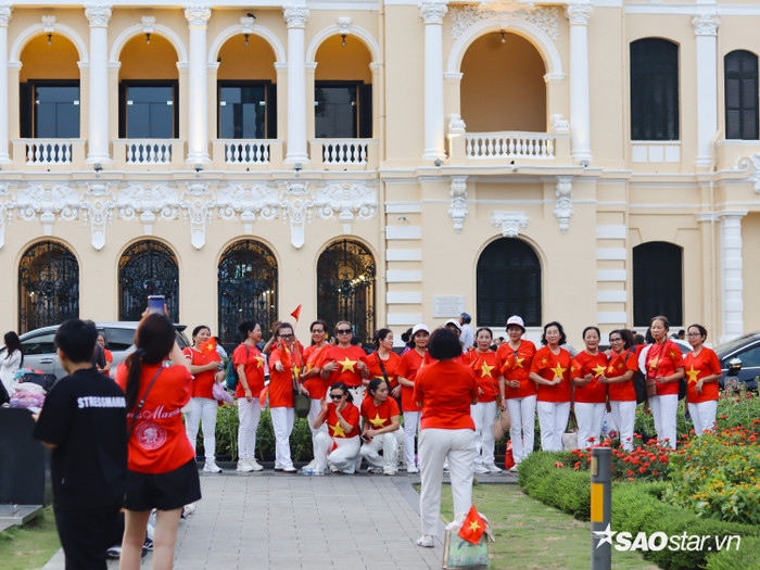 Tất cả như một minh chứng rõ nhất cho vẻ đẹp của hòa bình - độc lập - tự do!