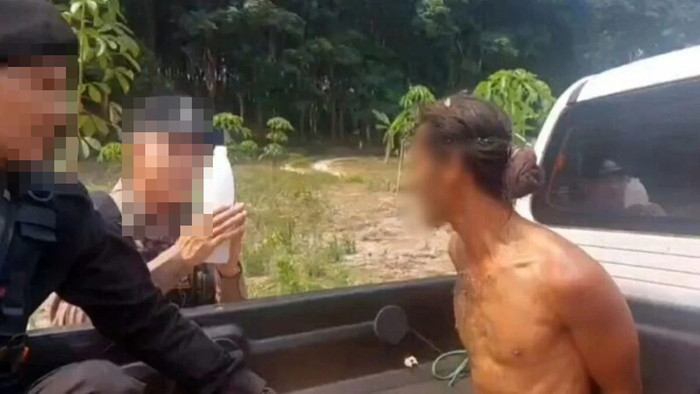 Người đàn ông bị bắt vì tự nhận mình là 'thần rắn' Ảnh 2