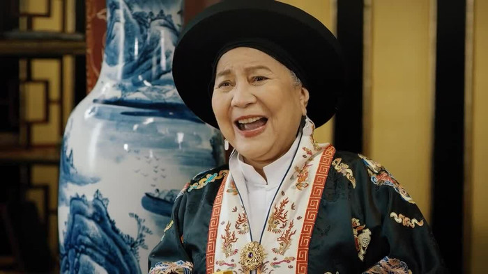 Nữ nghệ sĩ vẫn miệt mài đóng phim, hoạt động nghệ thuật ở tuổi 80. 