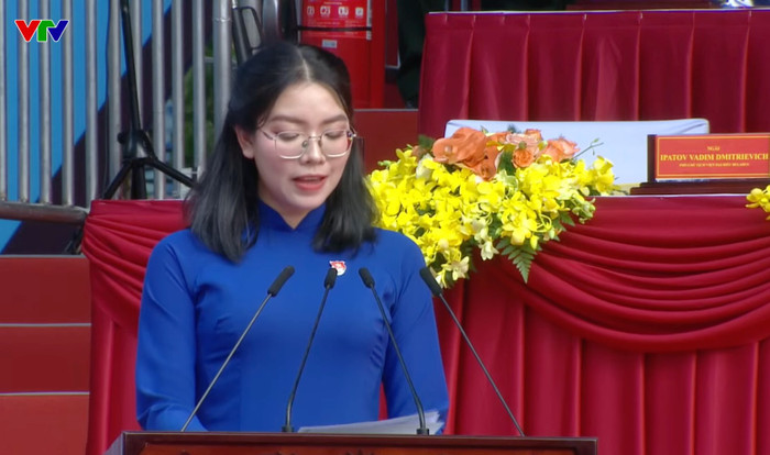 Huỳnh Mạnh Phương giành rất nhiều thành tích ấn tượng trong học tập và hoạt động Đoàn hội.