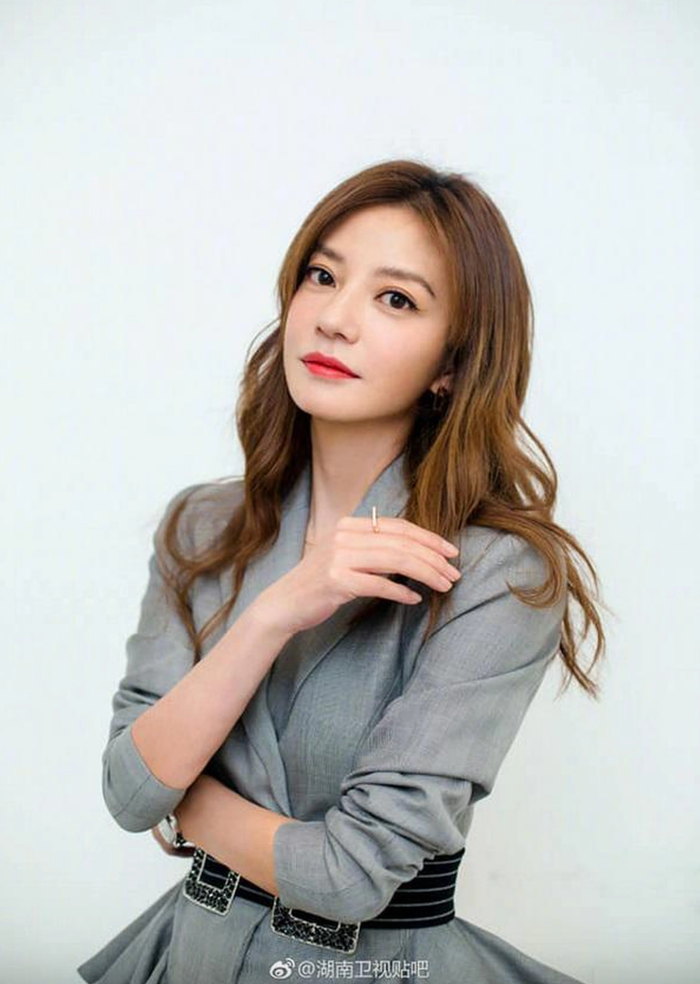 Triệu Vy trước khi gặp bê bối vốn là sao nổi tiếng của giới showbiz Hoa ngữ. Ảnh: Sưu tầm