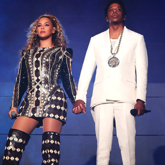 Nhân vật 'vượt mặt' Taylor Swift và Rihanna để trở thành nghệ sĩ giàu nhất hành tinh Ảnh 4