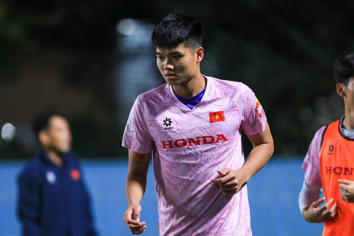 Tiền đạo Văn Tùng không có cơ hội lên tuyển thời HLV Kim Sang Sik. Ảnh: Hà Nội FC