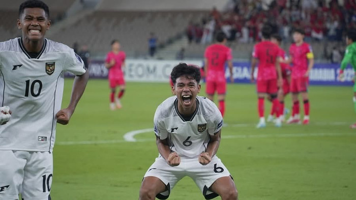 CĐV Thái Lan phản ứng sau khi U17 Indonesia hạ Hàn Quốc.