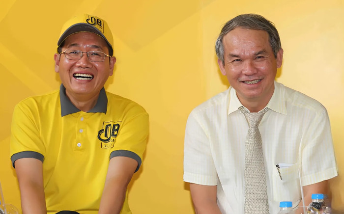 Cú bắt tay trở lại của bầu Đức và bầu Hải Ảnh 2