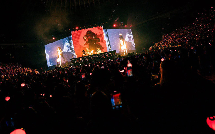 J-Hope (BTS) làm nên kỳ tích với hai đêm diễn tại Los Angeles Ảnh 2