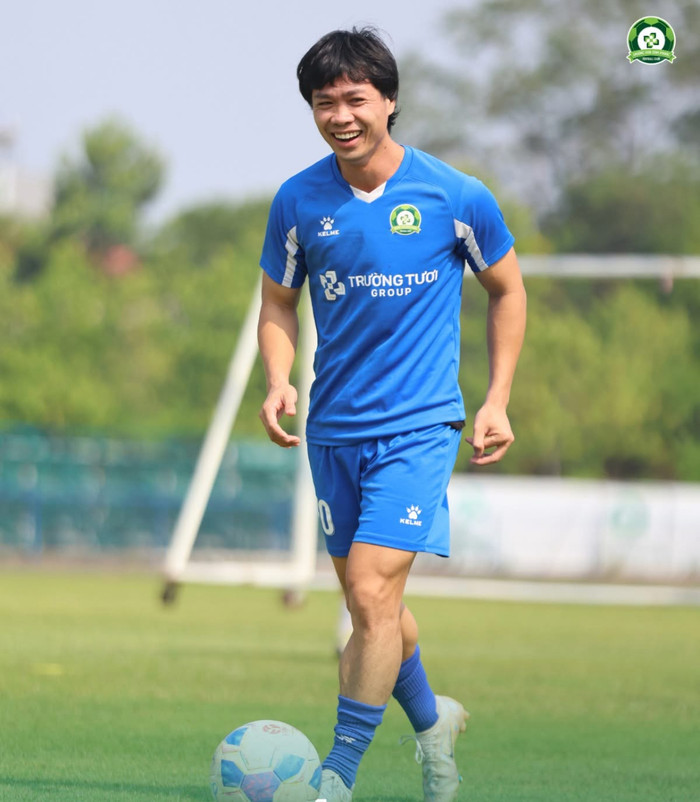 Tiền đạo Công Phượng sẽ tái xuất vào chiều nay khi giải hạng Nhất trở lại với vòng 13. Ảnh: CLB Bình Phước