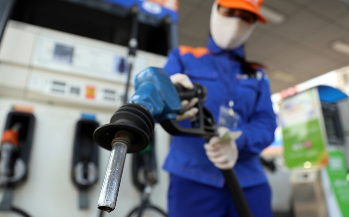 Giá xăng dầu hôm nay 6/4: Tiếp tục đà giảm mạnh Ảnh 2