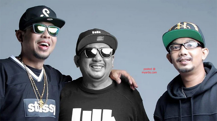 Nhóm nhạc Nico G - trong đó, Nico đứng ở giữa đã qua đời mới đây trong sự tiếc thương của khán giả Malaysia. (Ảnh: artis malaysia)