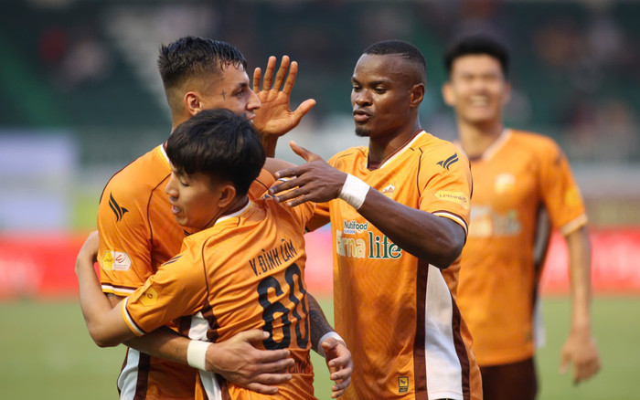 HAGL thắng đậm Bình Dương: Ngả mũ trước HLV Vũ Tiến Thành Ảnh 2