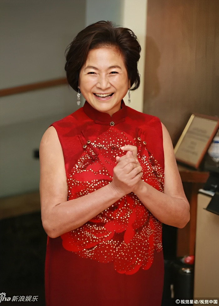 Trịnh Bội Bội lạc quan chống chọi với bệnh tật trong những năm tháng cuối đời (Ảnh: Sina).