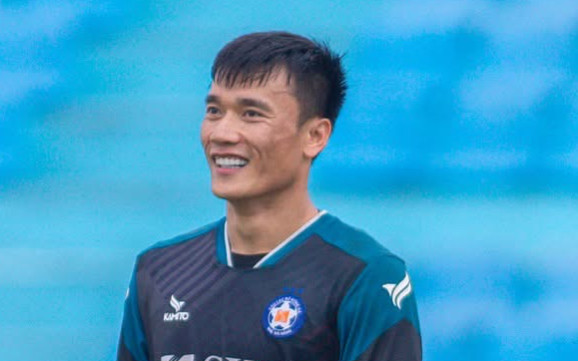 Tin trưa 7/4: Cơ hội thủ môn Bùi Tiến Dũng lên tuyển Ảnh 2