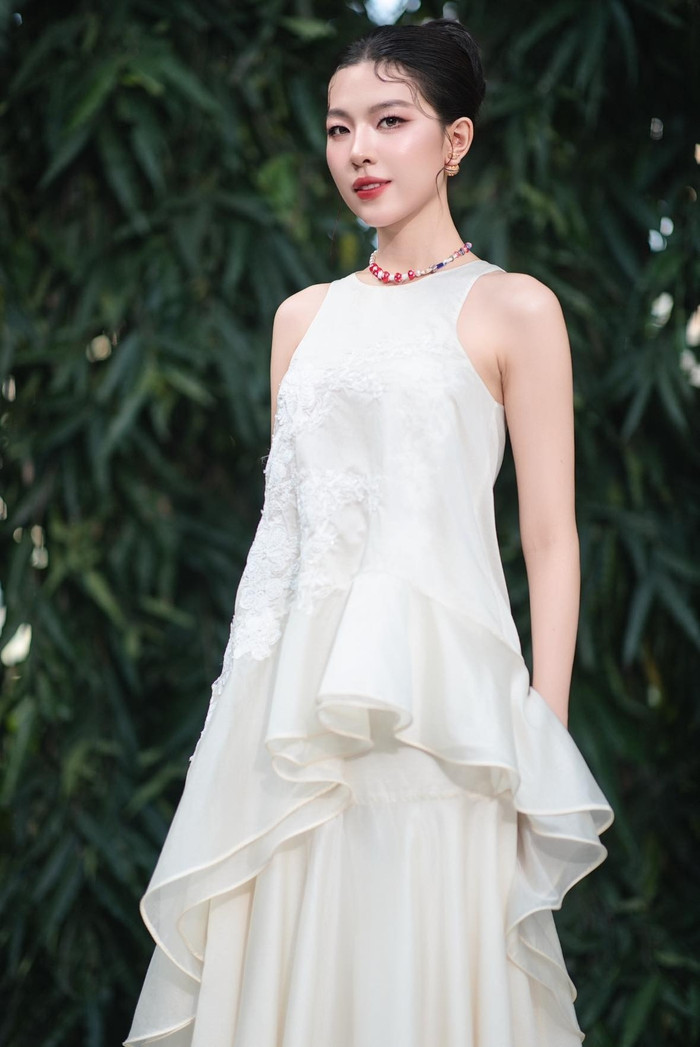 Nhan sắc xinh đẹp ngoài đời của Diễm Hằng Lamoon. (Ảnh FBNV)