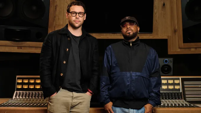 Scooter Braun và Jermaine Dupri.