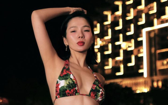 Lệ Quyên gây sốt với đồ bơi táo bạo, tự tin đáp trả về chuyện 'dao kéo' Ảnh 2