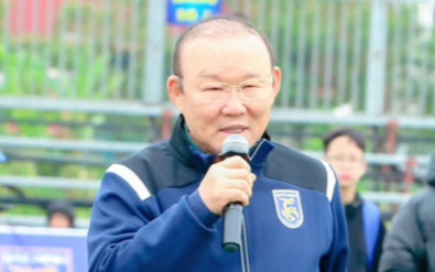 Tin sáng 9/4: Kỷ lục! đội của ông Park có 1 HLV và 9 trợ lý Ảnh 2