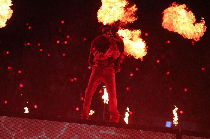 J-Hope viết nên lịch sử Kpop tại SVĐ ở Los Angeles Ảnh 1