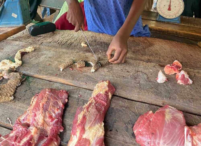 1 người tử vong, hàng trăm người nhiễm bệnh sau khi ăn thịt bò Ảnh 3