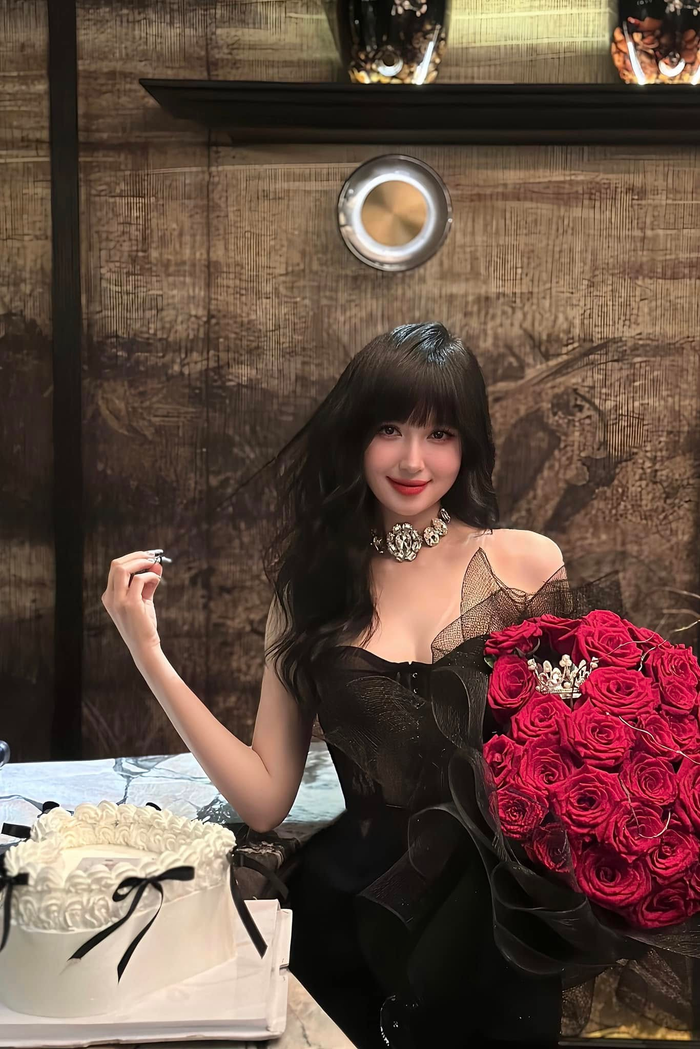 Tâm Tít là một trong những hot girl Hà Thành đình đám một thời.