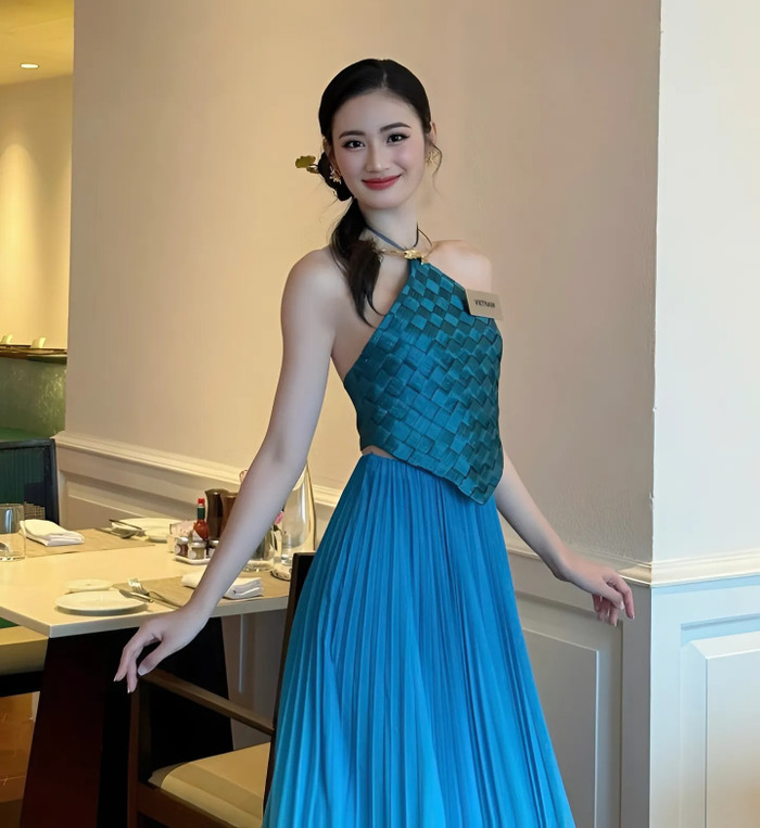 Hoa hậu Ý Nhi phủ sóng trên khắp các diễn đàn nhan sắc trong nhiều ngày qua. (Ảnh: FBNV)
