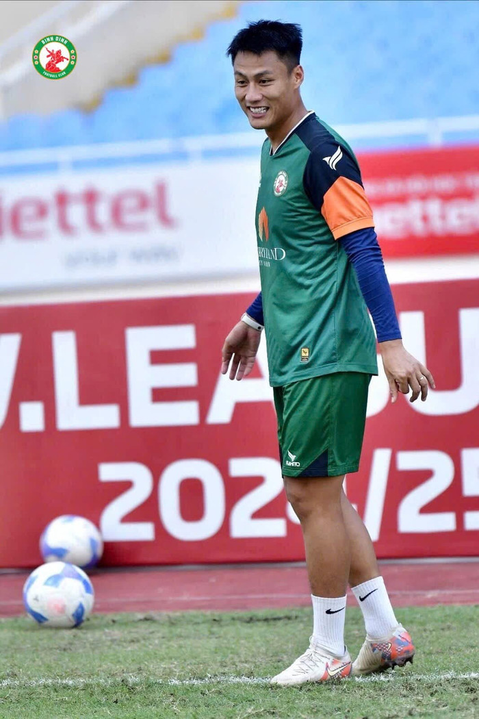 Mạc Hồng Quân liệu có thể là kỳ vọng để Bình Định thoát cảnh rớt hạng? Ảnh: CLB Bình Định