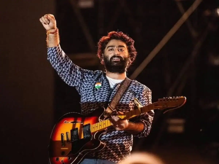 Chưa từng phát hành album, nghệ sĩ này vẫn đủ sức 'hạ gục' Taylor Swift, Beyoncé, Rihanna, BTS Ảnh 4