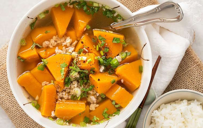 Món canh bí đỏ bổ dưỡng cho ngày hè. (Ảnh sưu tầm)