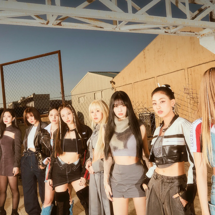 TWICE bị tố sao chép Jennie trước thềm tái xuất Ảnh 4